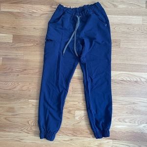 Jaanuu Navy blue jogger scrub set!